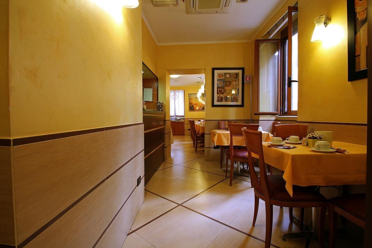 Hotel Lirico Рим Экстерьер фото