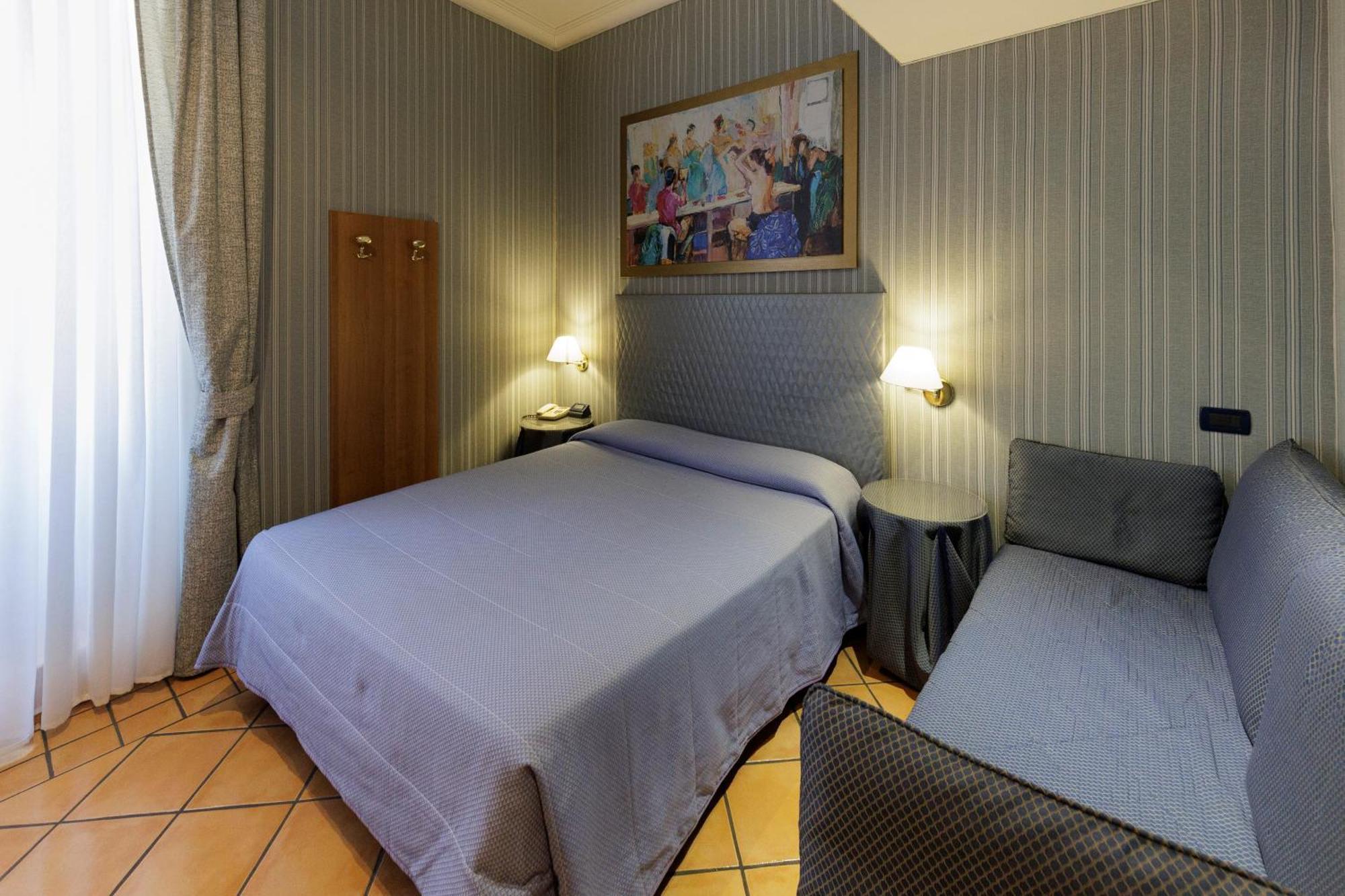 Hotel Lirico Рим Экстерьер фото