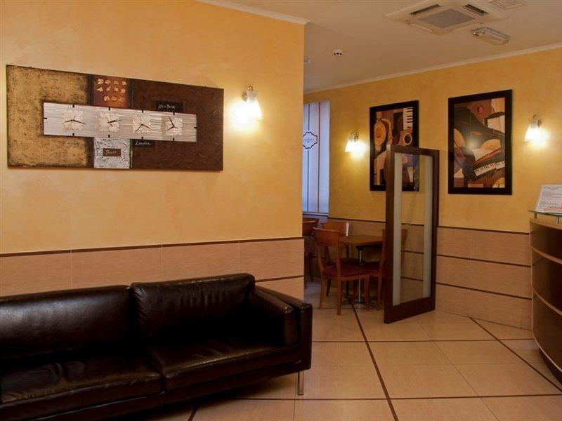 Hotel Lirico Рим Экстерьер фото