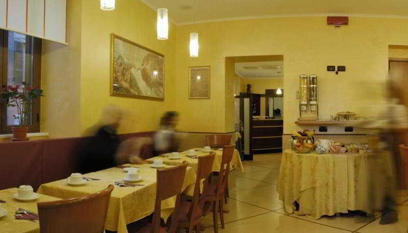 Hotel Lirico Рим Экстерьер фото