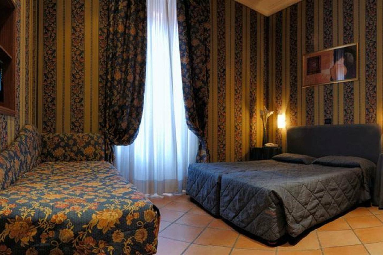 Hotel Lirico Рим Экстерьер фото